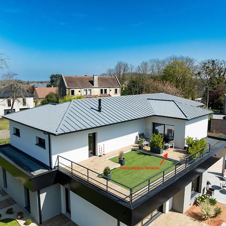 Appartements Guesthouse1 Et Guesthouse2 Sword Beach Colleville-Montgomery Екстер'єр фото